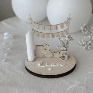 Süßer Geburtstagsteller mit Traktor personalisiert