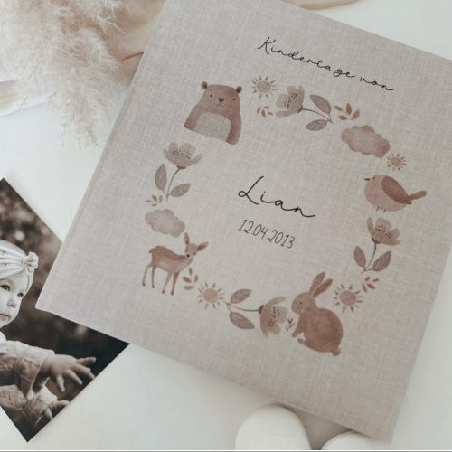 Babyalbum Kindheitserinnerung personalisiert mit süßen Waltieren
