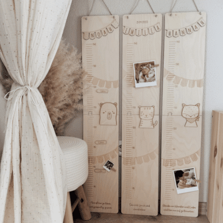 Messlatte aus Holz massiv fürs Kinderzimmer, Kindermesslatte mit Affirmation und Name und personalisierbar mit Geburtsdatum