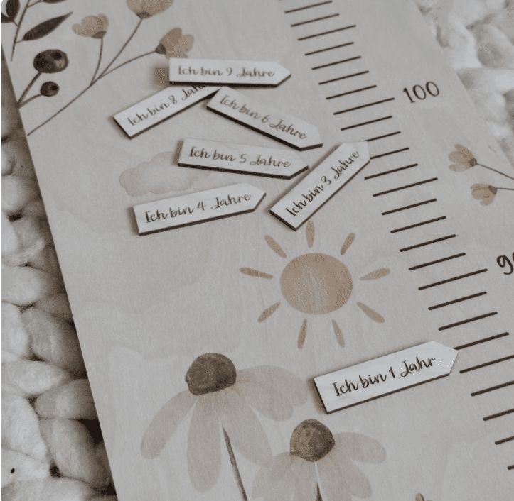 Meilensteinpfeile aus Holz zum Festhalten