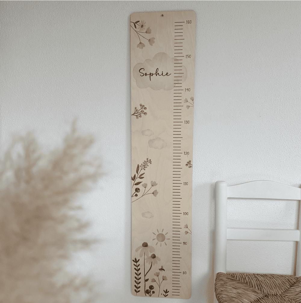 Messlatte aus Holz Wildblumen in aquarell pastell rosa grün gelb