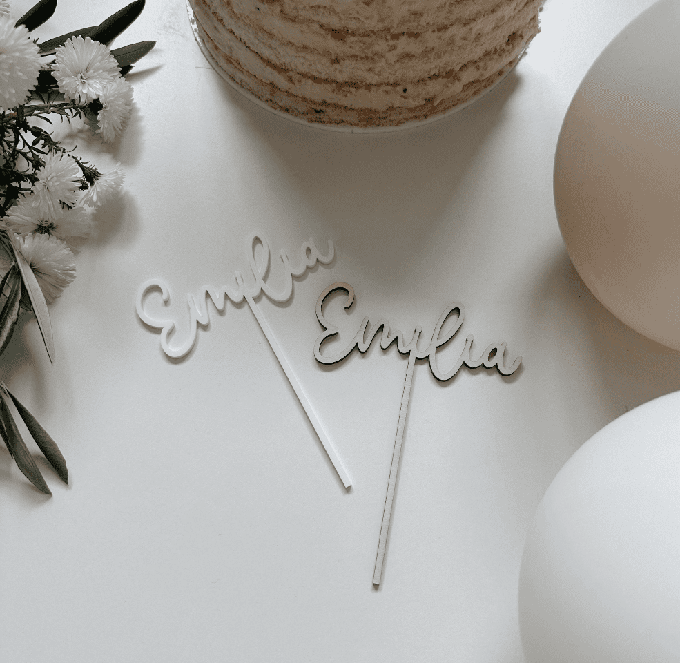 Caketopper Name weiß Holz