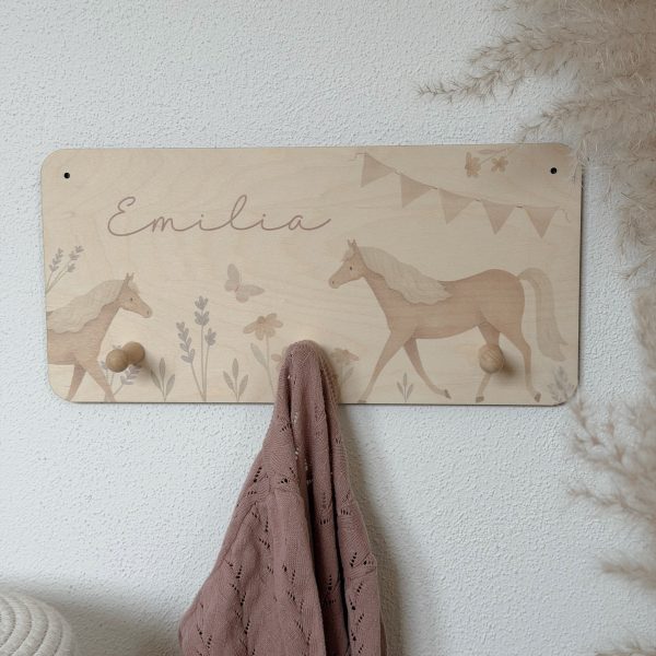 Kindergarderobe "Pferdetraum" - personalisiert aus Holz